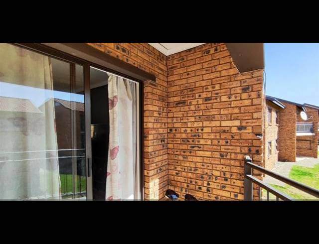 3 BEDROOM APARTMENT FOR SALE IN WITFIELD